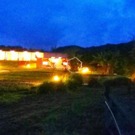 Taitung Sansiantai B&B Chenggong Exteriör bild
