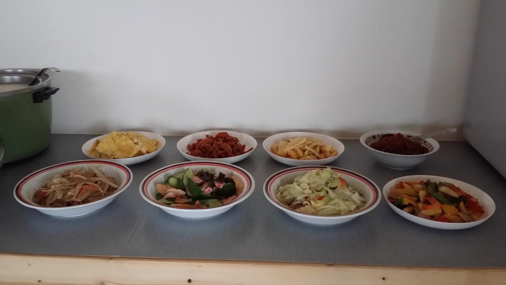 Taitung Sansiantai B&B Chenggong Exteriör bild