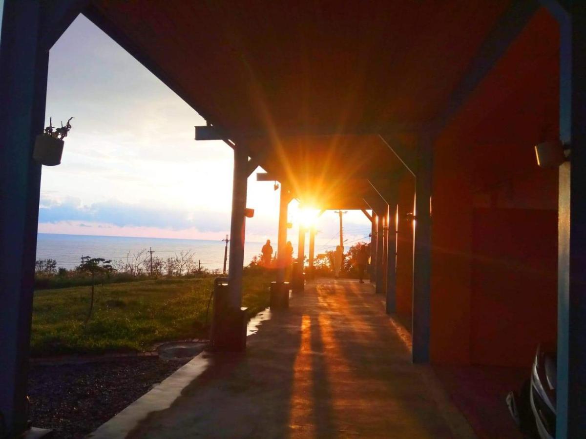 Taitung Sansiantai B&B Chenggong Exteriör bild